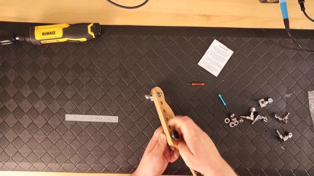 Electric Guitar Tuner Pin Drilling Made Easy #fender #fendertele #fendertelecaster смотреть онлайн