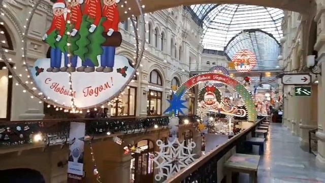 Москва новогодний ГУМ новогоднее настроение #МоскваГУМ #НовыйГод #МоскваНовыйГод смотреть онлайн