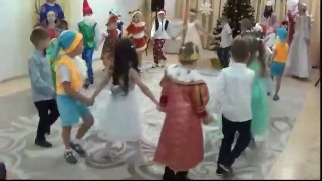 Новогодний праздник "Новогоднее превращение" 2 часть (подготовительная группа) смотреть онлайн