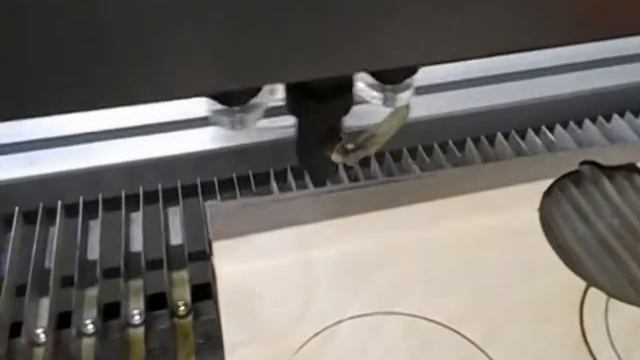 новейший лазерный плоттер работа в различных режимах смотреть онлайн
