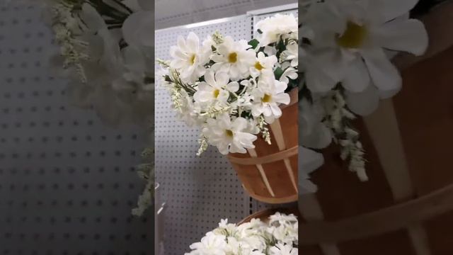 Kandi’s Kreations goes to the At Home Store смотреть онлайн