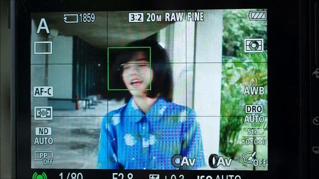 sony RX100M5a Eye-AF test смотреть онлайн