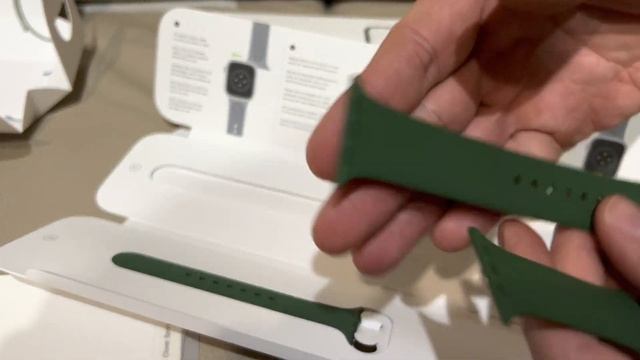 Apple Watch 7 45 mm зелёный клевер распаковка смотреть онлайн