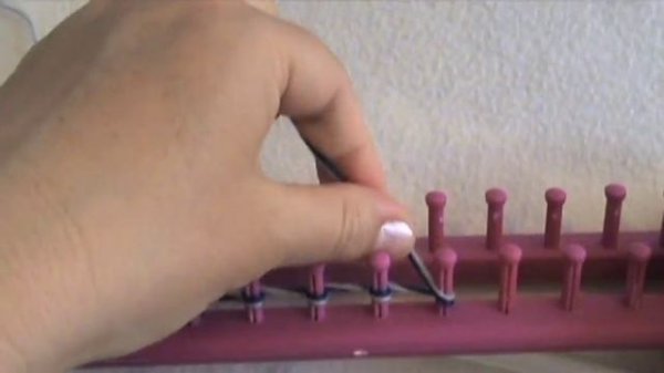 Рыцарский Шлем на Луме / Loom Knit a Knight´s Helmet