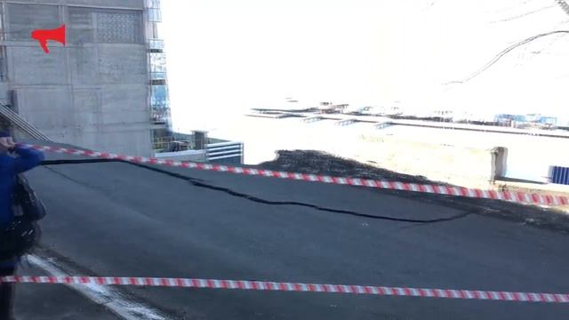 Обвал трассы по улице Станюковича во Владивостоке смотреть онлайн