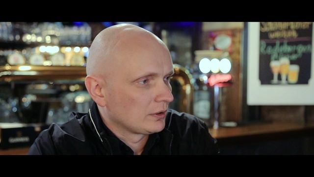 Инвестиционная компания Алхимия Роста - встреча директора со своим клиентом смотреть онлайн