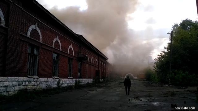 Охрана на месте пожара в ИВВАИУ смотреть онлайн