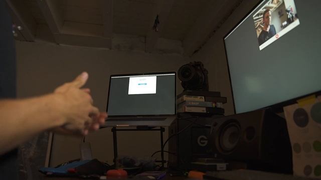 using a cinema camera as a webcam смотреть онлайн