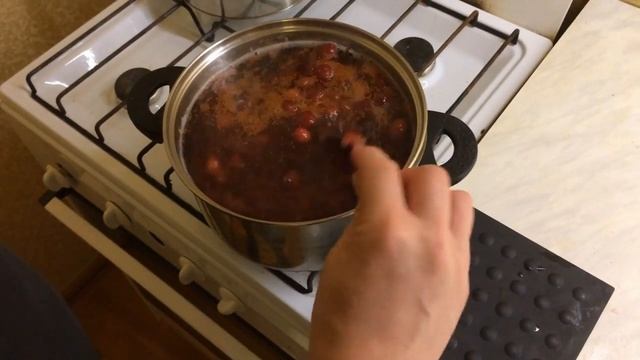 Морс из клюквы/ клюквенный морс. смотреть онлайн