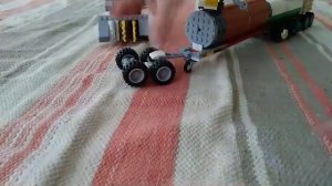 Лего War Rig Furiosa из Mad Max: fury road. Безумный Макс: дорога ярости.
