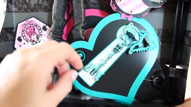 Шикарный мужчина из прошлого! Clawd Wolf Sweet 1600 / Клод Вульф Сладкие 1600 Дракулауры смотреть онлайн