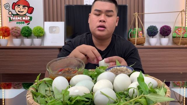 Thử Thách Ăn 25 TRỨNG VỊT LỘN Luộc Nước Dừa Và Cái Kết | Thằng Mập Food | Tập 241 смотреть онлайн