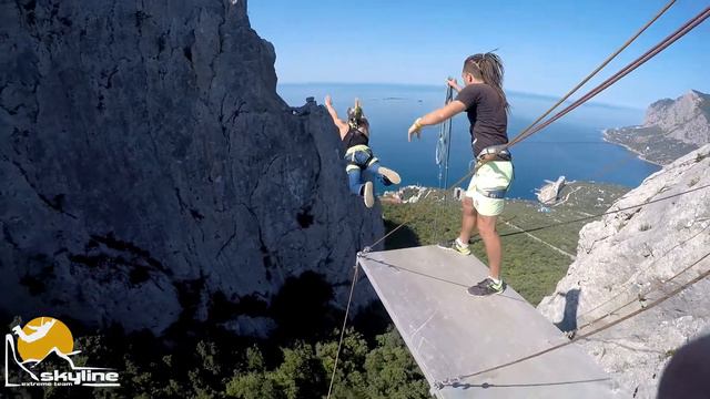 Алексей Ильяс-Кая, прыжки с верёвкой в Крыму с командой Skyline смотреть онлайн