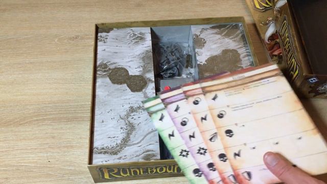 Runebound v3 - 1/4 - Présentation смотреть онлайн