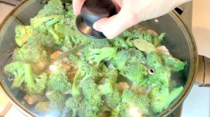 Просто объеденье! БРОККОЛИ с КУРИЦЕЙ в сметанном соусе!