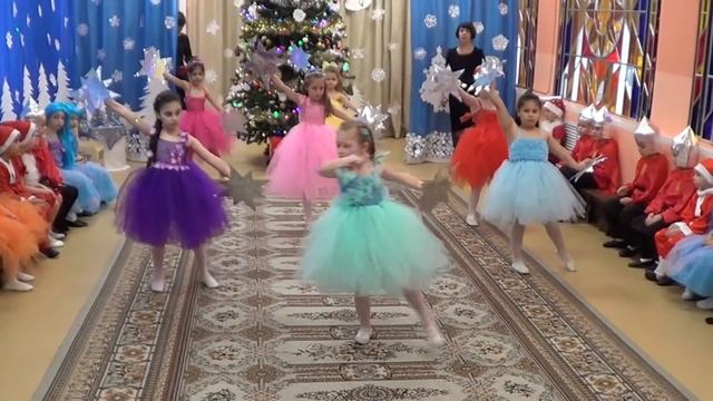 танец Звёздочек старшая группа смотреть онлайн