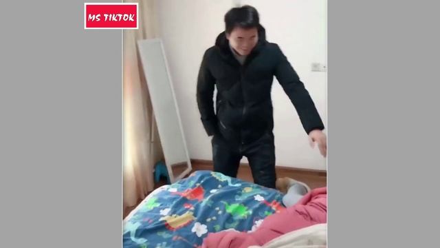 Different tall girl and short guy - Cute couple ??? смотреть онлайн