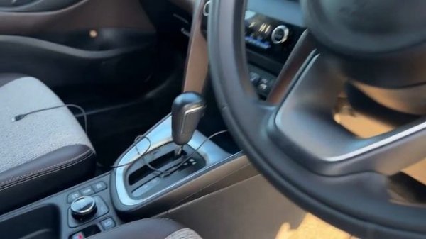 Toyota Yaris Cross review NO COMMENT interior and exterior details Ярис Кросс