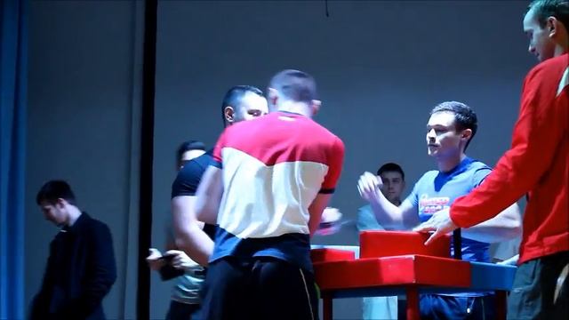 Армрестлинг. Чемпионат Алтайского края по армрестлингу 18.12.2016 смотреть онлайн