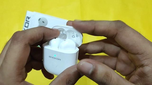 Infinix Snokor iRocker Gods Unboxing & Review - Apple Airpods Under ₹2000 ??? смотреть онлайн