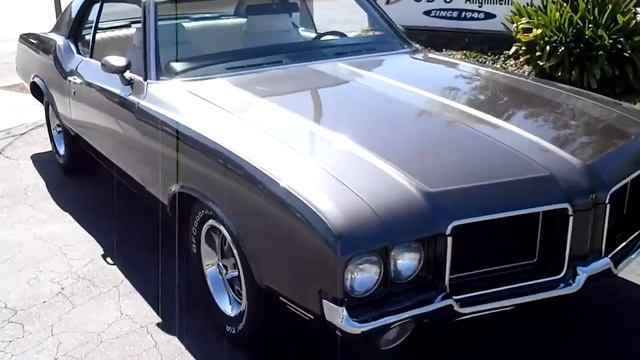1972 Oldsmobile Cutlass Supreme - SOLD смотреть онлайн