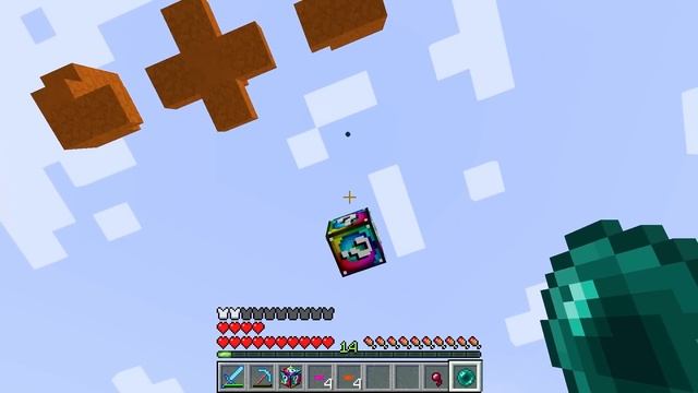 Playing a RAINBOW LUCKY BLOCK TOWER RACE in Minecraft! смотреть онлайн