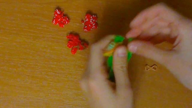 Плетения из резинок кленового листочка. смотреть онлайн