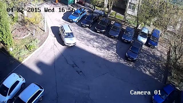 Тест камеры HikVision DS-2CD2010-I день смотреть онлайн