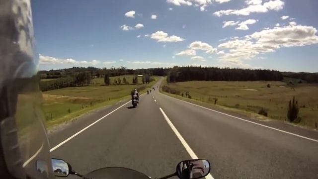Awesome Group Ride - SV1000S CBR1000RR GSXR ZX636 CBR250RR Ninja 250R ZXR250 Hornet 250 Hyosung 250 смотреть онлайн