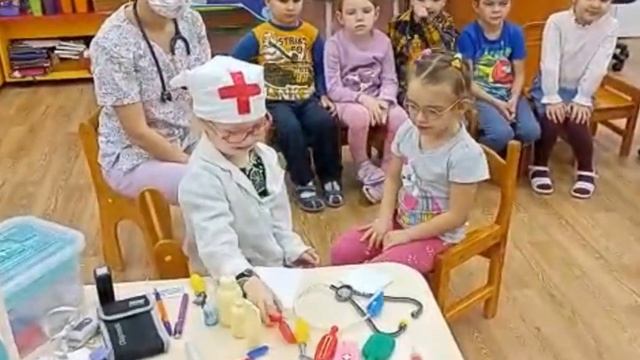 "Связь с семьёй в привитии ценности труда детям дошкольного возраста" смотреть онлайн