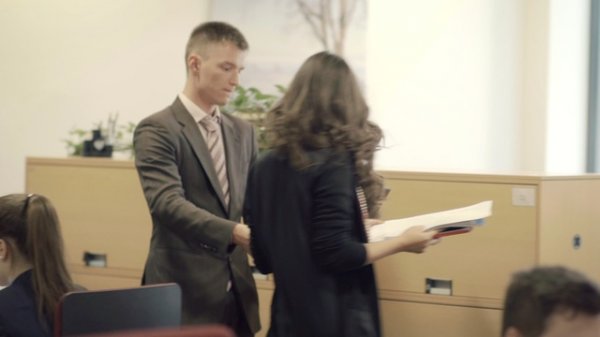 Сериал Стажеры. 1 серия