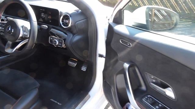 Mercedes-Benz A200 AMG Line Executive Automatic смотреть онлайн