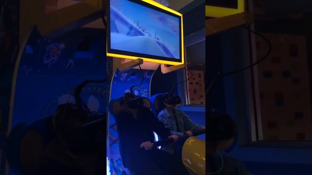 Virtual Rabbids Game At iPlay America смотреть онлайн