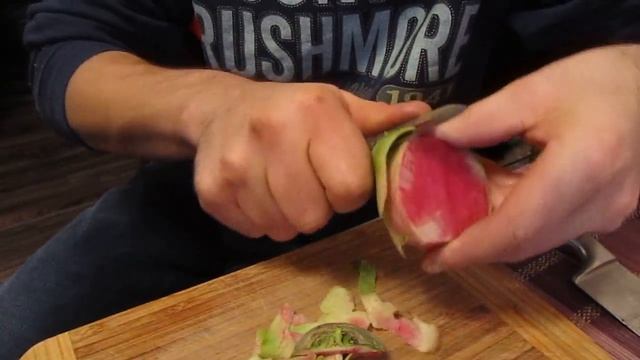 Вкусный салат из редьки Сердце дракона. смотреть онлайн