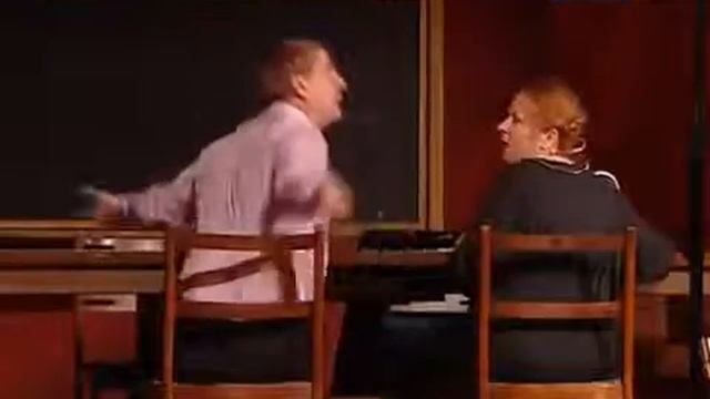 Репортаж о спектакле 'Гаргантюа и Пантагрюэль' в Театре Наций смотреть онлайн