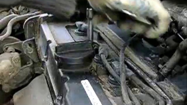 Замена свечей зажигания Hyundai Getz смотреть онлайн