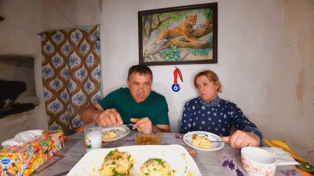 Сегодня у нас такой ужин. Кубатурил как сказать. Температура температурой а кушать хочется всегда смотреть онлайн