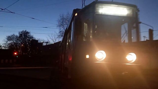 Трамвай 71-617 [№224] по 4А маршруту. Следует на маршрут смотреть онлайн