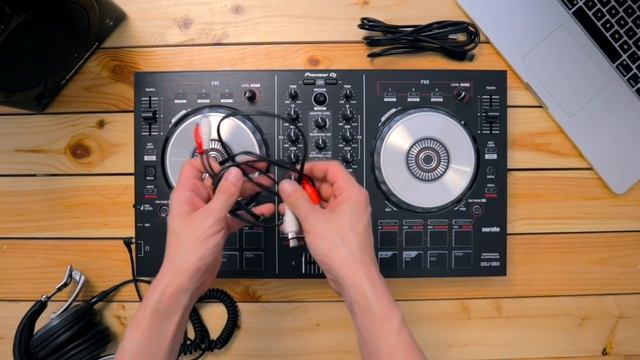 How To DJ With Pioneer DDJ-SB2, 3 of 5: Connecting Your Controller, Headphones and Speakers смотреть онлайн