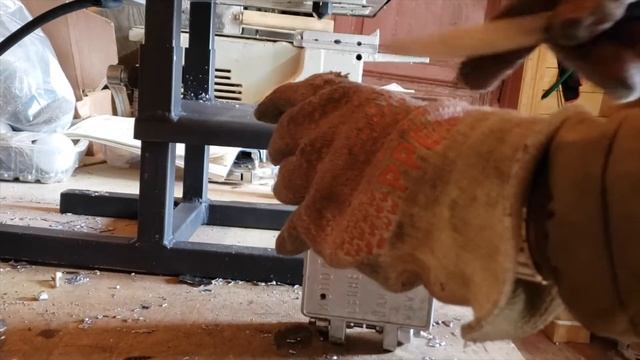 Проливаем форму для грузила Ласточкин Хвост смотреть онлайн