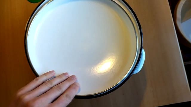 Глоток чистой воды. Дистиллятор из кастрюли или простейший способ очистки воды в домашних условиях смотреть онлайн