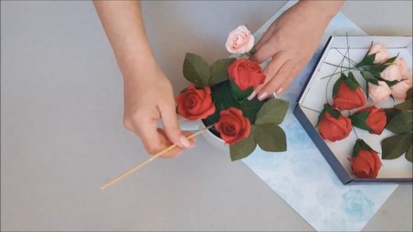 Красивый букет в кружке на 8 Марта DIY Mellas \\ Beautiful bouquet in a cup on March 8 DIY Mellas