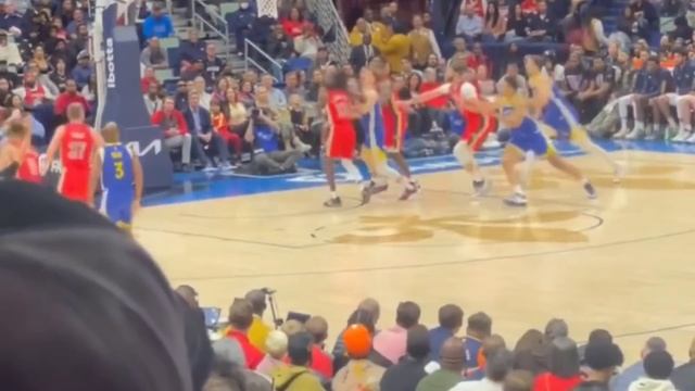 Steph Curry frustrates fans of New Orleans Pelicans; GP2 head bump; hecklers: Warriors highlights смотреть онлайн