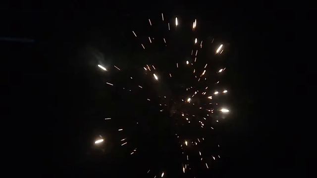 Салют за 2 тысячи рублей смотреть онлайн