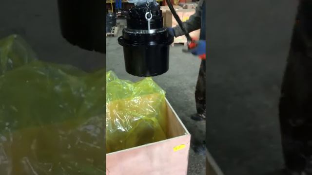 Купить редуктор хода с мотором на экскаватор смотреть онлайн
