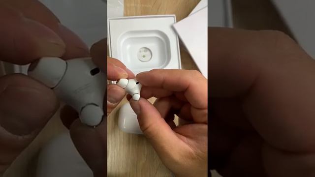 AirPods, пожалуй лучшая копия за свои деньги 1:1 смотреть онлайн