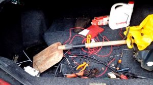 Кнопка багажника на Ваз 2115