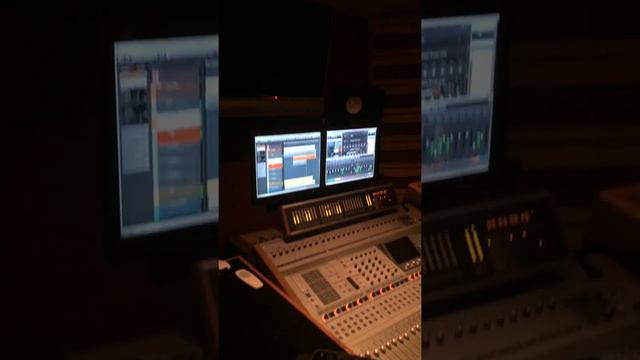 Studio August 11 2016 - You've Got a Hold on Me - Janie Grand смотреть онлайн