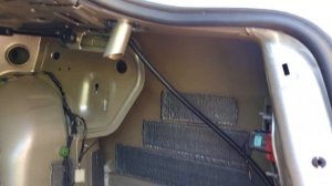 Вода в Багажнике Passat B6