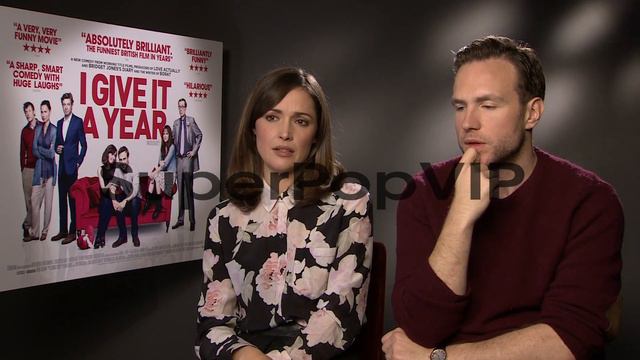 INTERVIEW - Rose Byrne and Rafe Spall on it being a RomC... смотреть онлайн